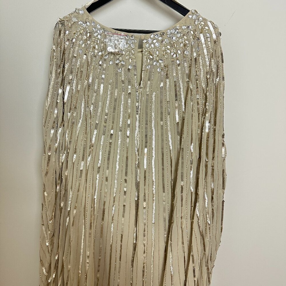 MAC DUGGAL Embellished Beaded Column Cape Gown in Champagne Size US 16 - Picture 10 of 14